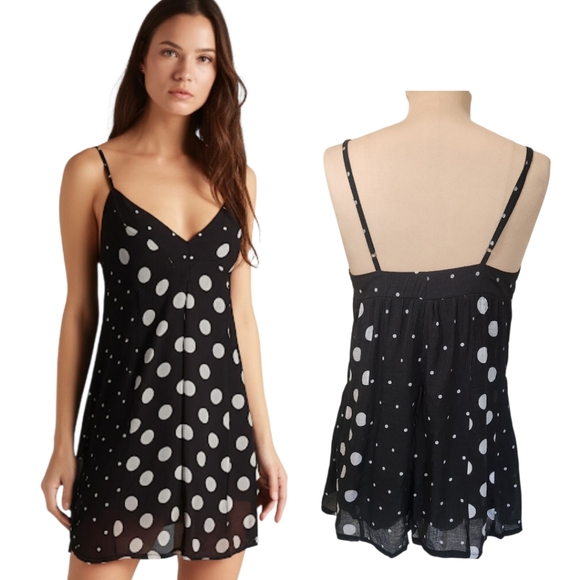 FARM RIO "Onca" Black & White Polkadot Romper - Size S - Picture 1 of 15